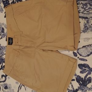 Khaki Bermuda stretch shorts